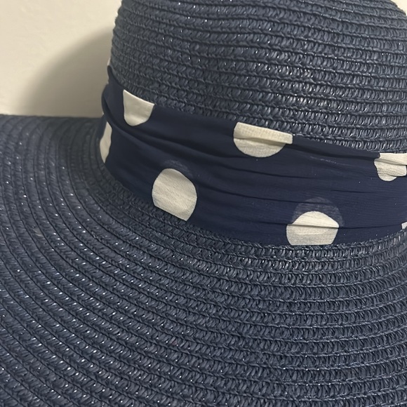 Sun hat - Picture 6 of 8